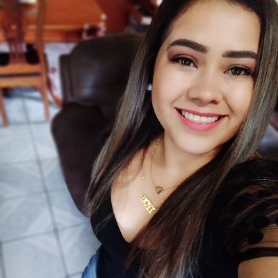 Profile Picture of Adriana Valdivia (@Adriana54132607) on Twitter