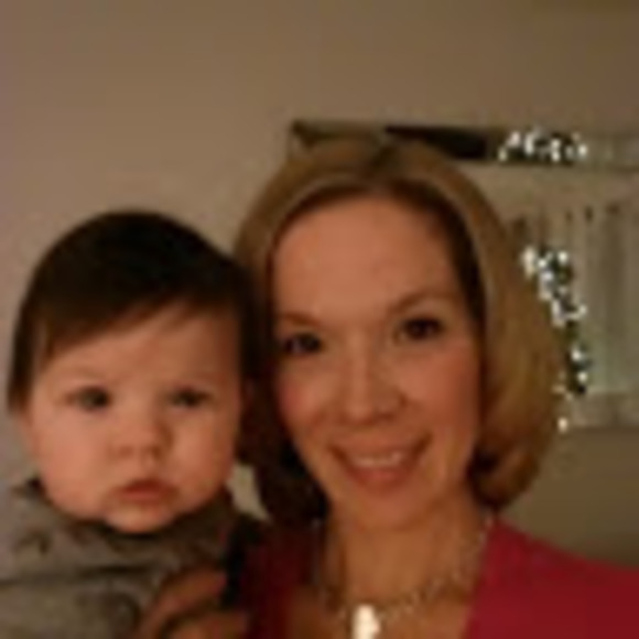 Profile Picture of Kim Devlin (@kimshaw857) on Poshmark
