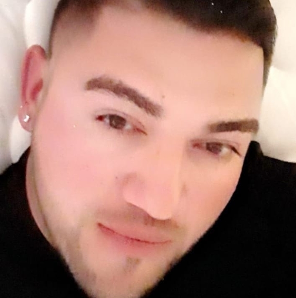 Profile Picture of Neto Roka (@bigjune1600) on Poshmark