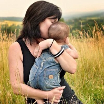 Profile Picture of Rachel Paugh (@WhyCantIBeJames) on Twitter