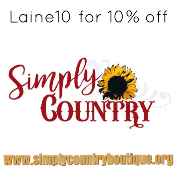 Profile Picture of Laine Holeman (@laine2016) on Poshmark