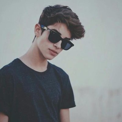 Profile Picture of Magnus Cutter (@LisaTiprarosim) on Twitter