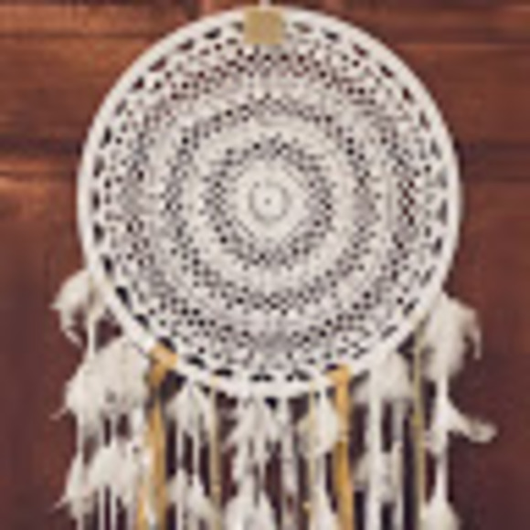 Profile Picture of Joanne Kennedy (@jkennedylmt) on Poshmark