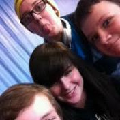 Profile Picture of Maria Fitzpatrick (@ScreamingZombie1998) on Youtube