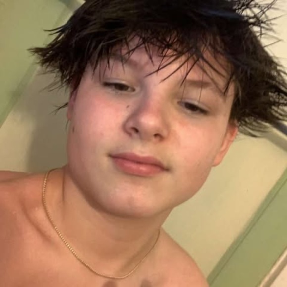 Profile Picture of Tyler Emery (@bigdawgty10) on Poshmark