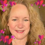 Profile Picture of Beth Olson (@olsoncmsart) on Instagram