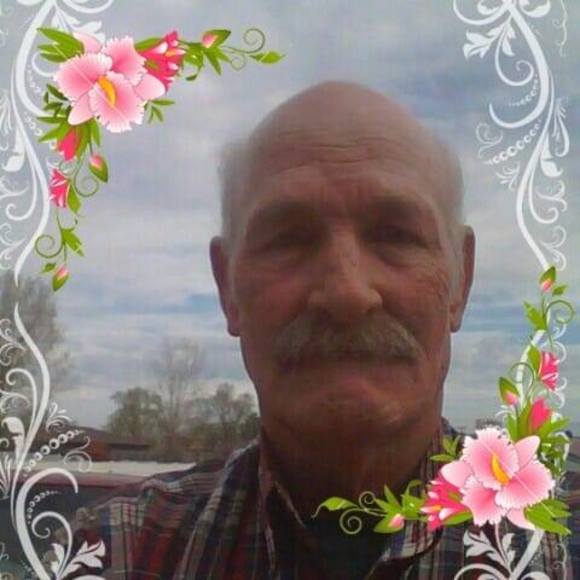 Profile Picture of John Richard (@johnrichard996) on Poshmark