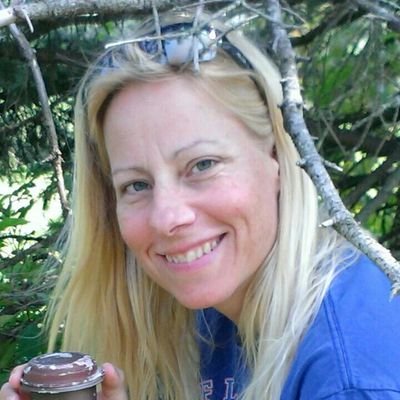 Profile Picture of Lisa Schlehuser (@schlehuser) on Twitter