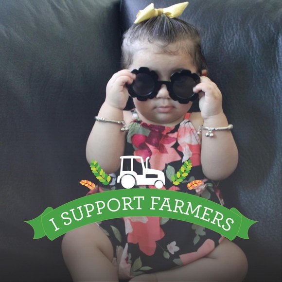 Profile Picture of Vicky Chahil (@vickychahil) on Poshmark