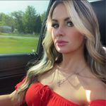 Profile Picture of Andrea Deskins (@ann.desk) on Instagram