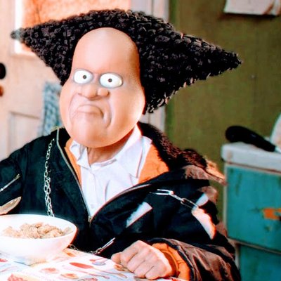 Profile Picture of Brown Rim Particles (@DavidEm28005970) on Twitter