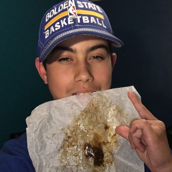 Profile Picture of Kiddabs420 (@drogeogej) on Poshmark