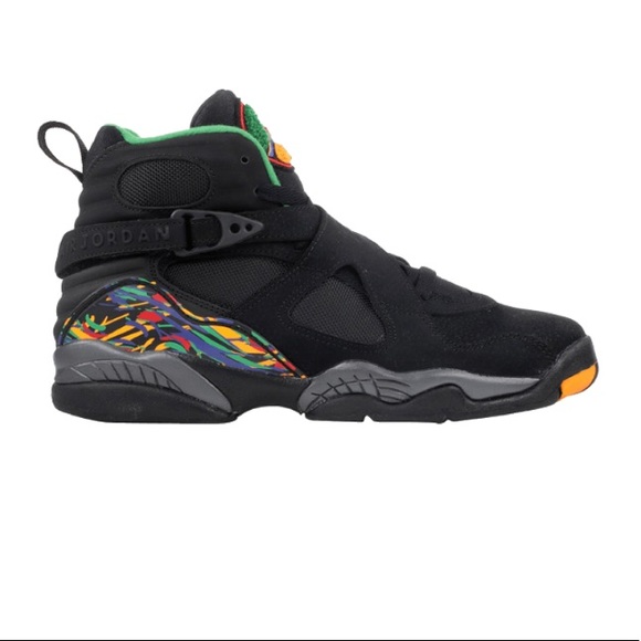 Profile Picture of Daniel Pena (@danielsav10) on Poshmark