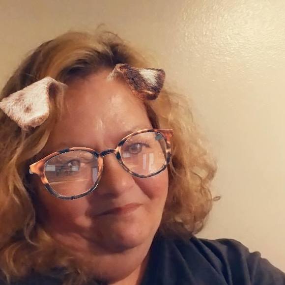 Profile Picture of Denise Rice (@ricedenise44) on Poshmark