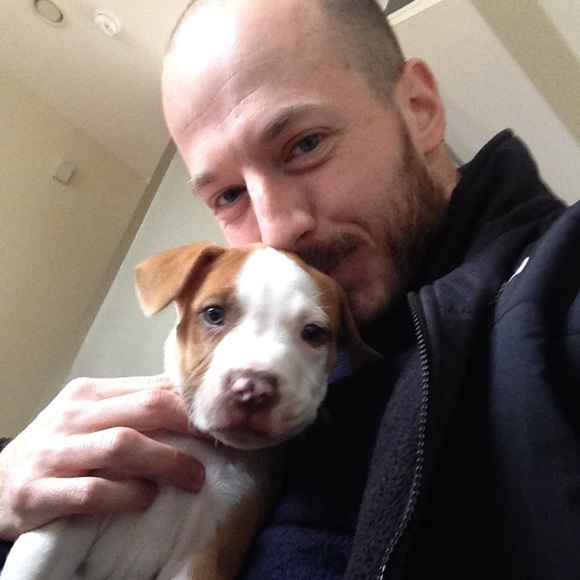 Profile Picture of Tom Kolarczyk (@tkolarczyk) on Poshmark