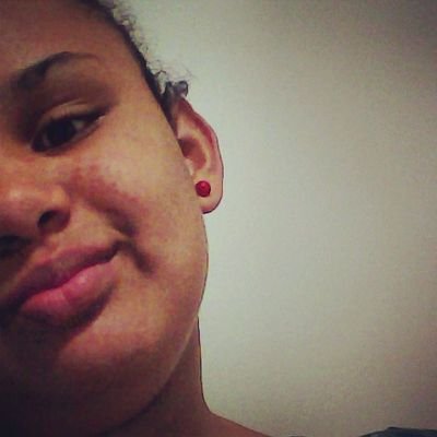 Profile Picture of Paula Dionisio Gama (@4ddf04e4ff6e415) on Twitter