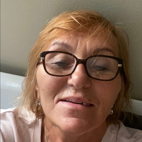 Profile Picture of Elzbieta Piechota (@elzbieta_p) on Poshmark