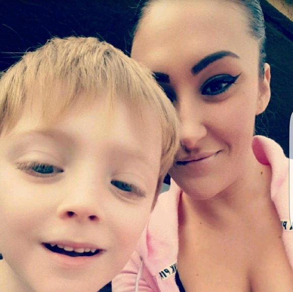 Profile Picture of Carli Whittemore (@carlibaby28) on Poshmark