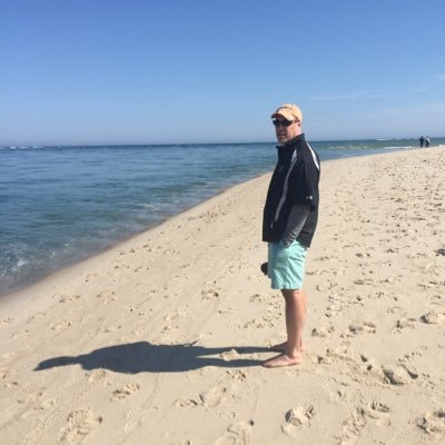 Profile Picture of Wayne Dow (@h2obuoy) on Twitter