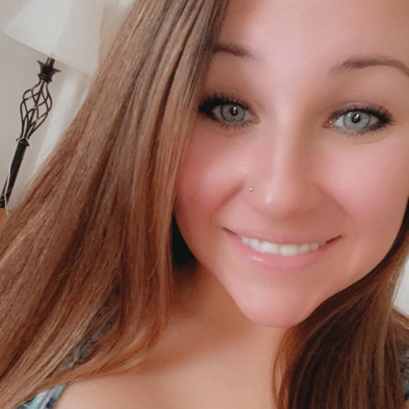 Profile Picture of Alexandra Ebersole (@a_ebersole) on Poshmark