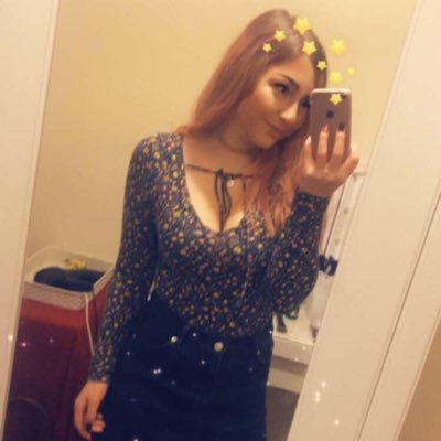 Profile Picture of Mia (@mia_mae_blake) on Twitter