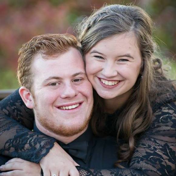 Profile Picture of Joe Coblentz (@joe2021) on Poshmark