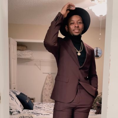 Profile Picture of R. Calhoun (@llevell2469) on Twitter