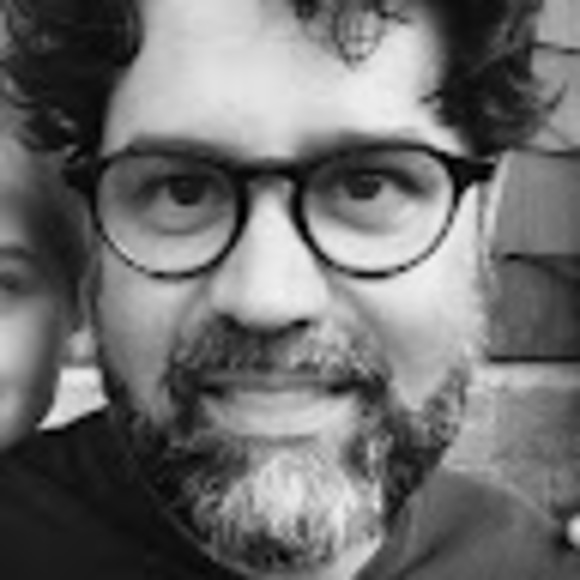 Profile Picture of Brian Hahl (@bghahl) on Poshmark