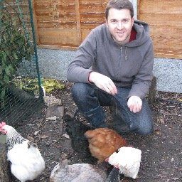 Profile Picture of Keith Robert Hatton (@haveagogardener) on Twitter