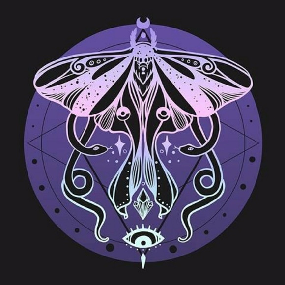 Profile Picture of Morgan Hogner (@mhogner) on Poshmark