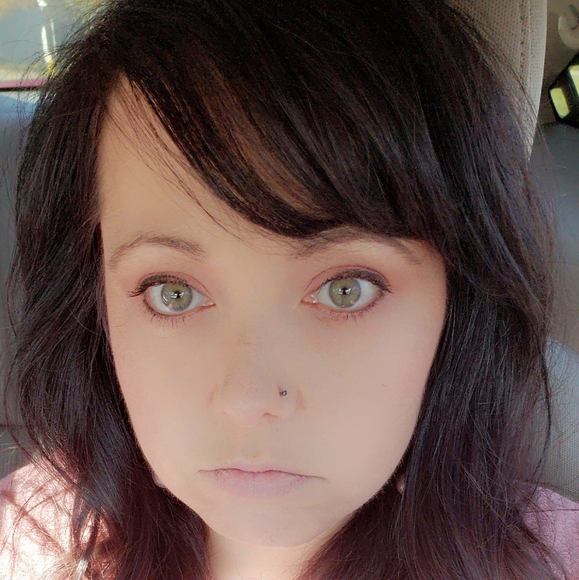 Profile Picture of Meggan Cremeans (@cremeansmeg) on Poshmark