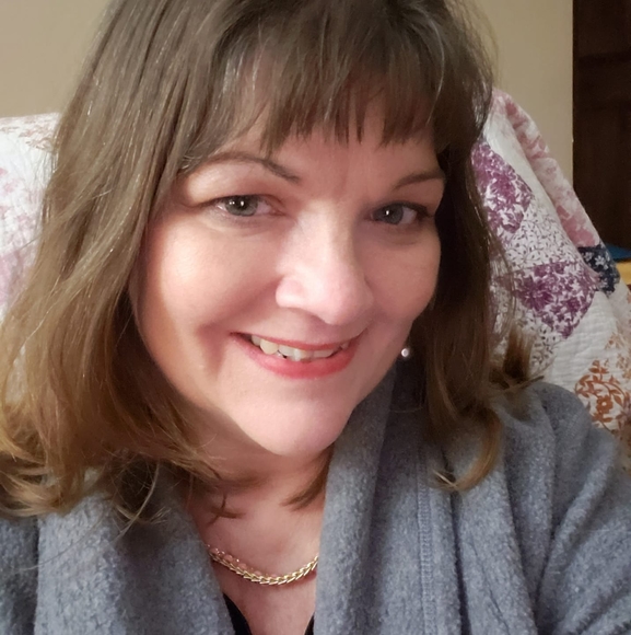 Christi Colman - Poshmark Profile Picture of Christi Colman (@robyn_onyx) on Poshmark