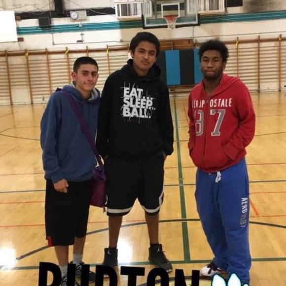 Profile Picture of Julian Jentons (@jjentons) on Poshmark