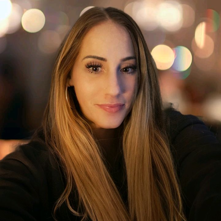 Profile Picture of April Hemmy TTS Finds 💜💜 (@aprilhemmy) on Tiktok
