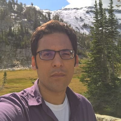 Profile Picture of Cominternov 🌹 (@DronePresident) on Twitter