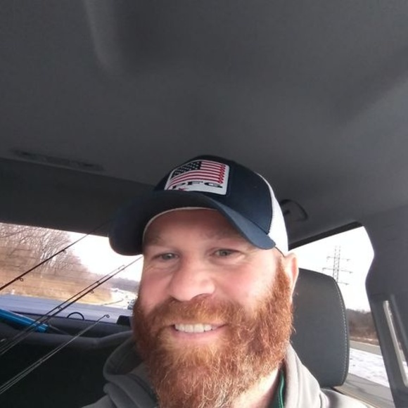 Profile Picture of David Schieber (@hpischieber0110) on Poshmark