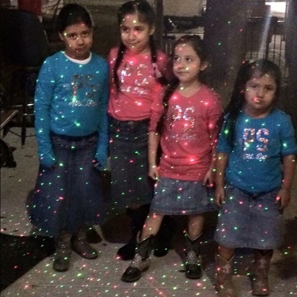 Profile Picture of Isai f. r Fuentes (@isaifr) on Poshmark