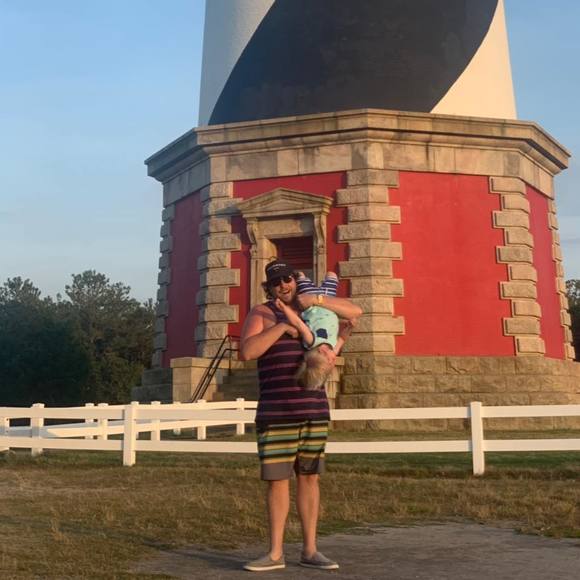 Profile Picture of Evan Underhill (@evanunderhill) on Poshmark