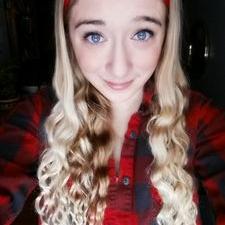 Profile Picture of Hillary Albert (@halbert0915) on Twitter