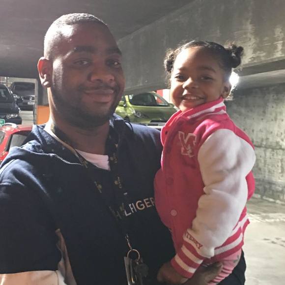 Profile Picture of Java Bacot (@javabacot) on Poshmark