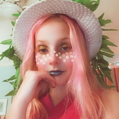 Profile Picture of Ann Gustafson (@AnnGust05270246) on Twitter