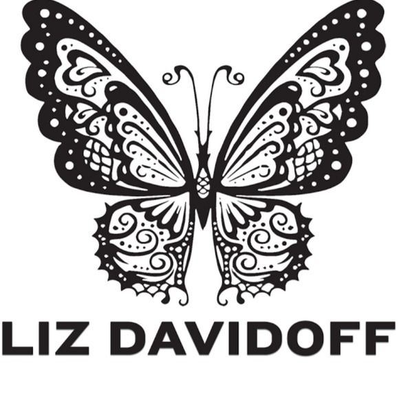 Profile Picture of Elisheva Davidoff (@lizlijoi) on Poshmark