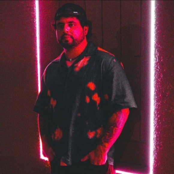 Profile Picture of Ulysses Gonzales (@ugonzo33) on Poshmark