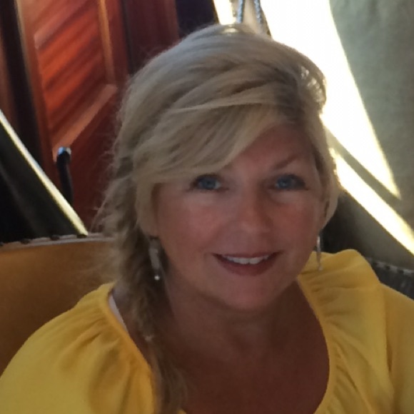 Profile Picture of Cindy Kennedy (@ckstar) on Poshmark