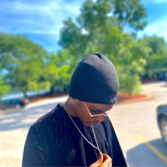 Profile Picture of Alain Kevis (@alainkevis07) on Poshmark