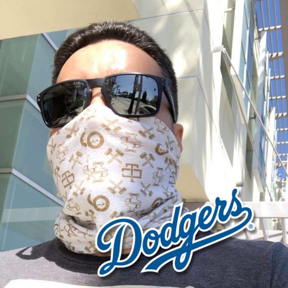 Profile Picture of Richard Valadez (@flossingg22) on Poshmark