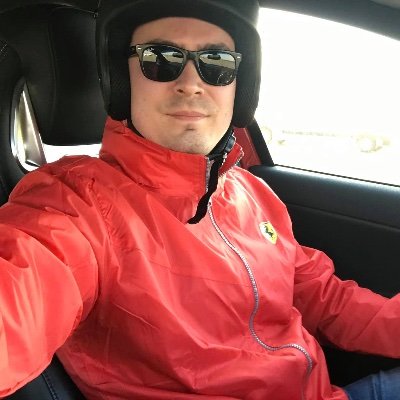 Profile Picture of Dmitri Ivanov (@dmivcodesign) on Twitter