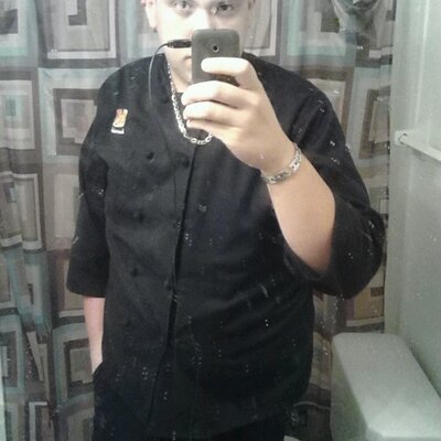 Profile Picture of Joshua Echevarria (@@joshuareef15) on Twitter