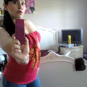 Profile Picture of Claudia Pintor (@rubaiinteligente619) on Myspace