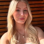 Henna David - Facebook Profile Picture of Henna David (@henna.david.2025) on Facebook